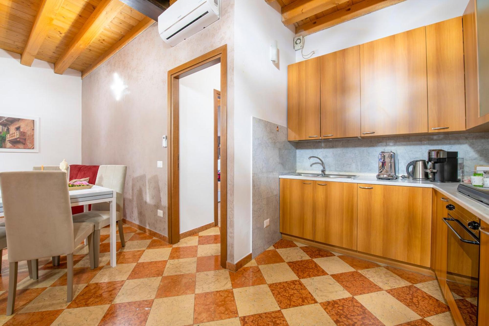 Arena Suite Mazzini Verona Buitenkant foto