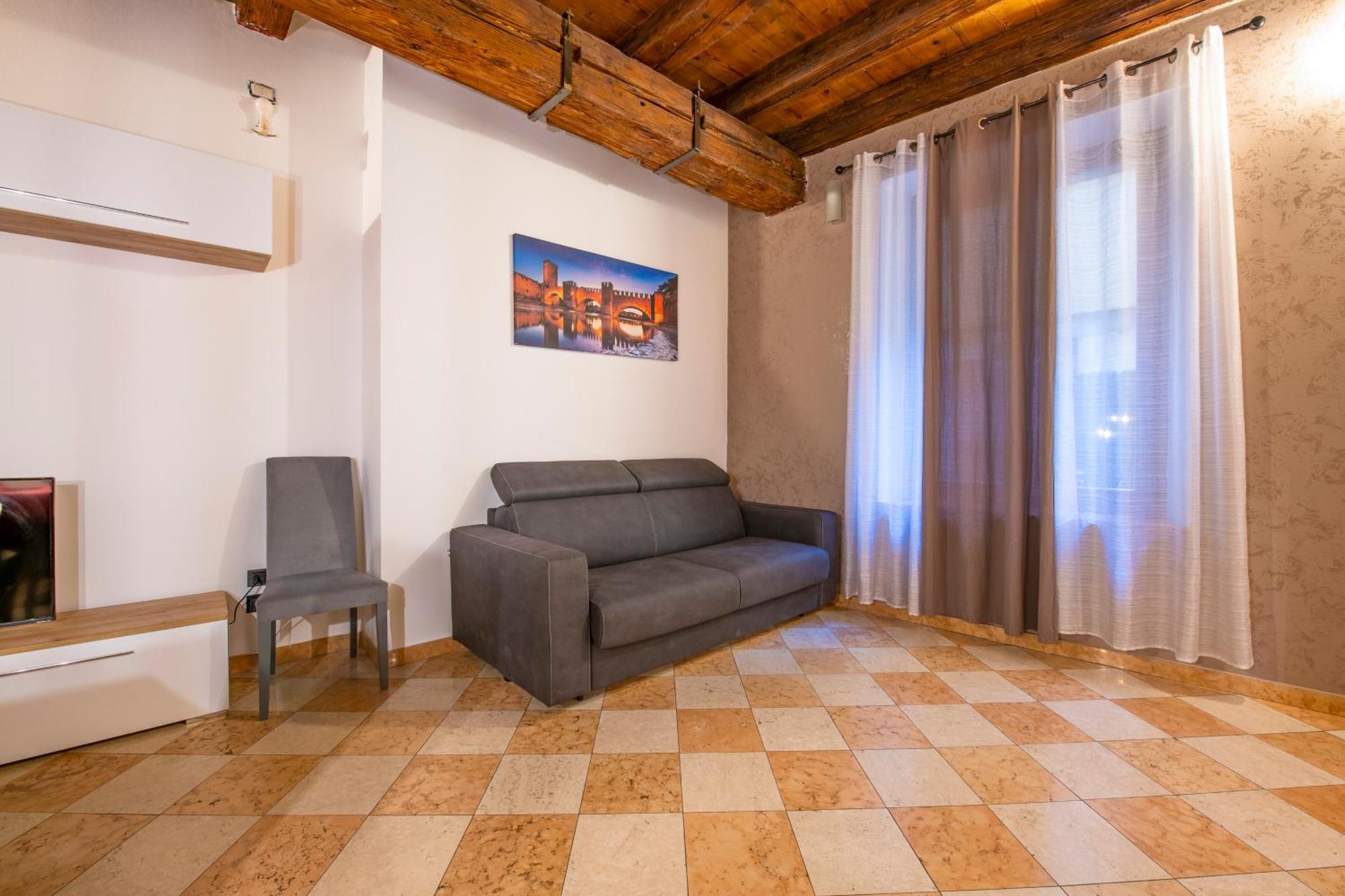 Arena Suite Mazzini Verona Buitenkant foto